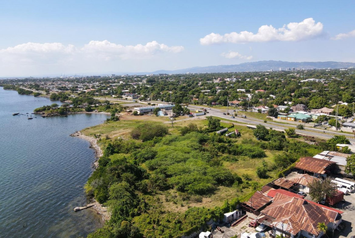 Twenty-Seventh image of Bournemouth Gardens in Kingston 2, Kingston, Jamaica - property is For Sale