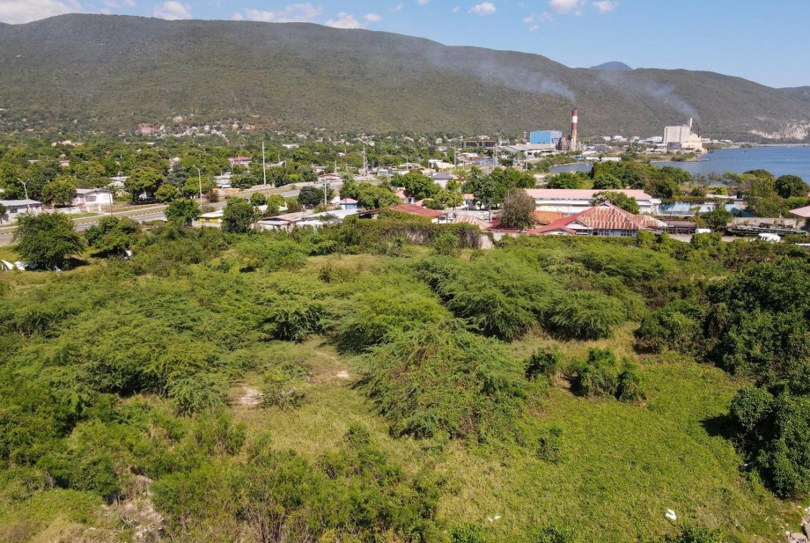 Twenty-Eighth image of Bournemouth Gardens in Kingston 2, Kingston, Jamaica - property is For Sale