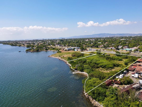 Fourth image of Bournemouth Gardens in Kingston 2, Kingston, Jamaica - property is For Sale