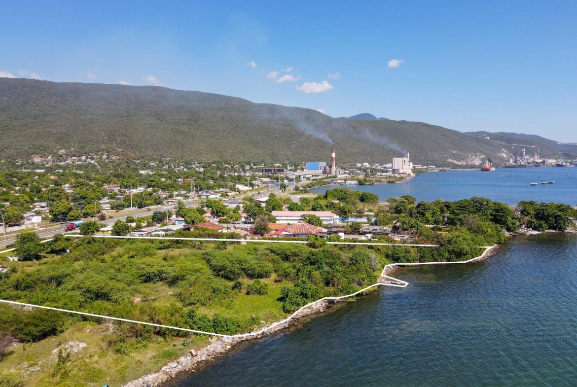 Fifth image of Bournemouth Gardens in Kingston 2, Kingston, Jamaica - property is For Sale