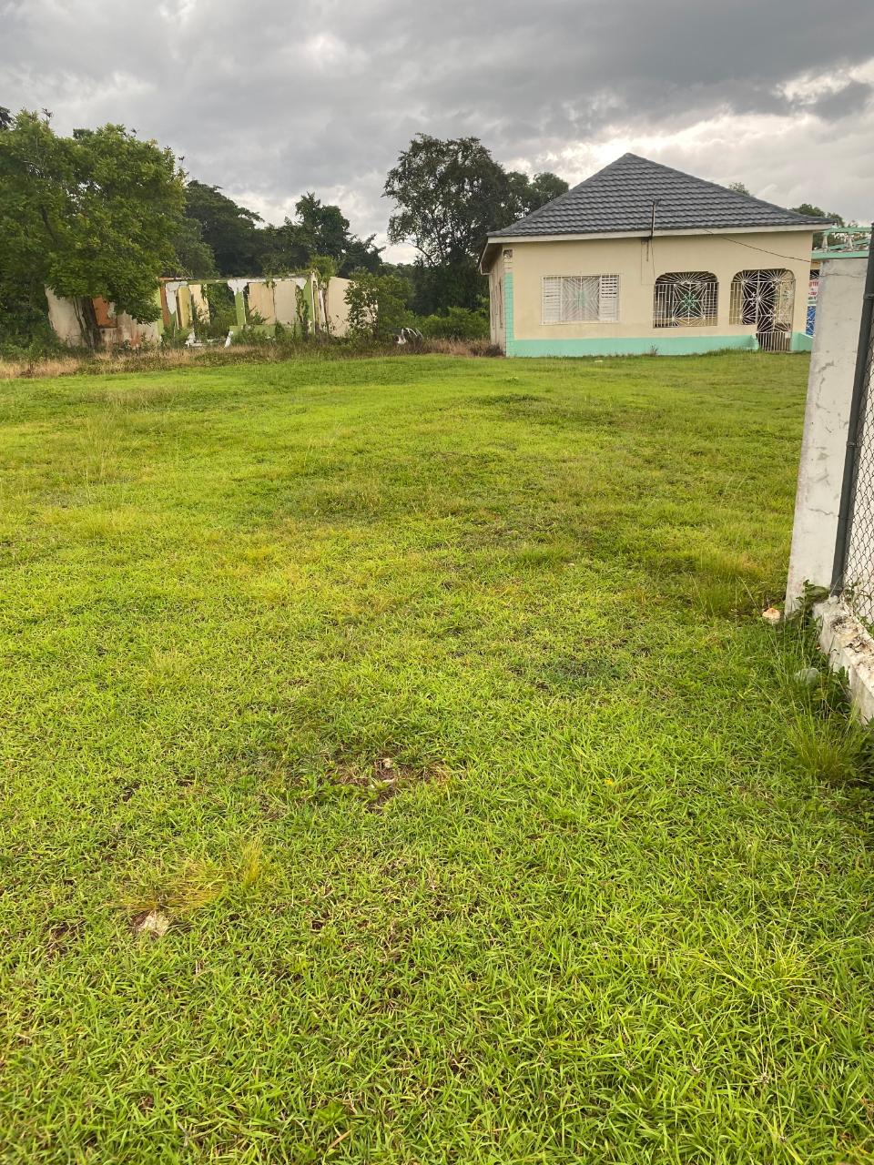Fifth image of Lacovia st Elizabeth in Lacovia, St. Elizabeth, Jamaica - property is For Sale