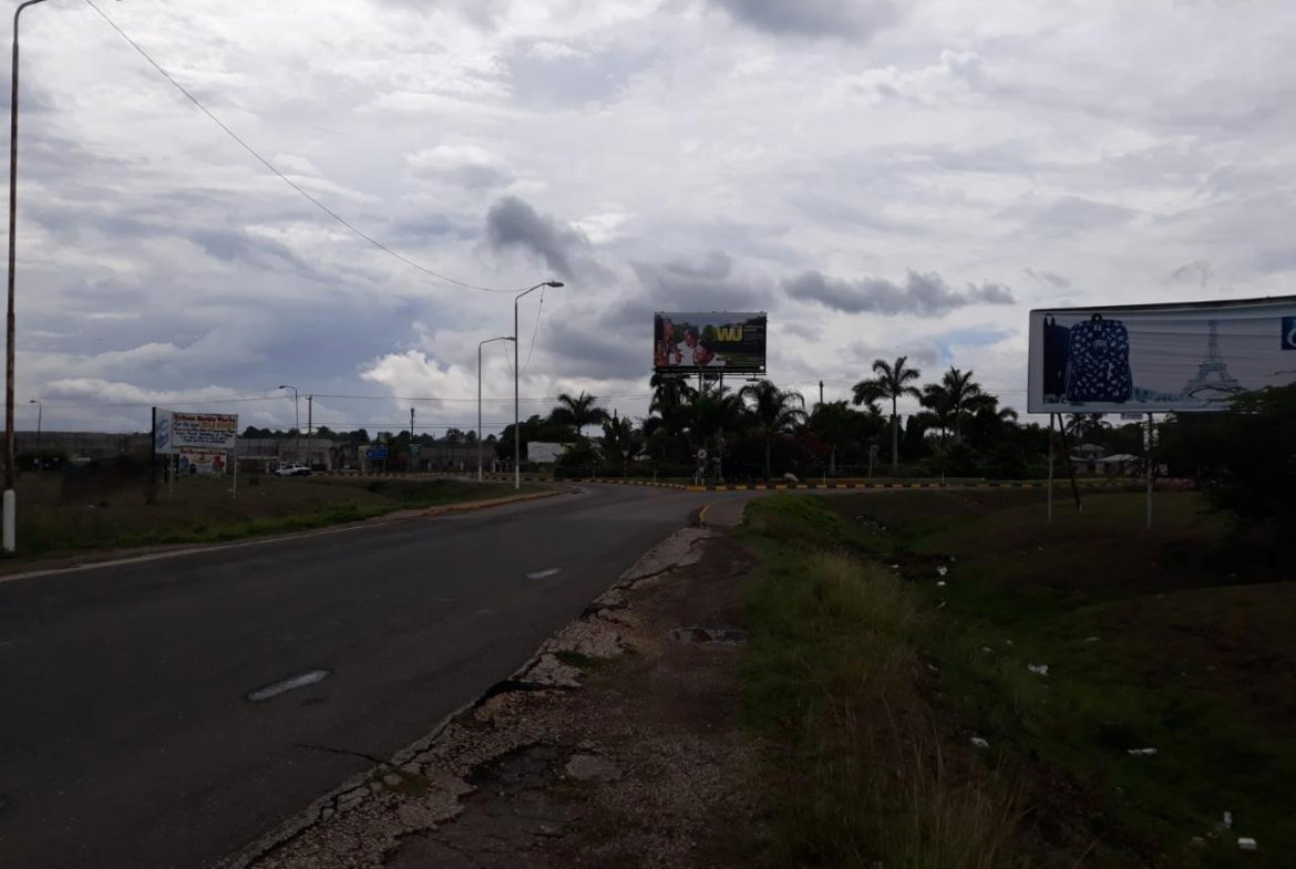 Thirteenth image of Rules Pen-00 Clarendon in Mineral Heights, Clarendon, Jamaica - property is For Sale