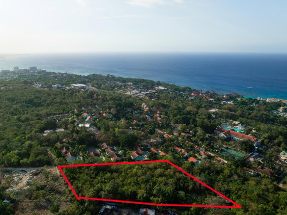 First image of 2 Bouganvillea Drive in Ocho Rios, St. Ann, Jamaica - property is For Sale