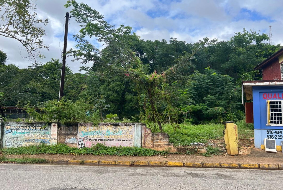First image of Porus Main Road in Porus, Manchester, Jamaica - property is For Sale
