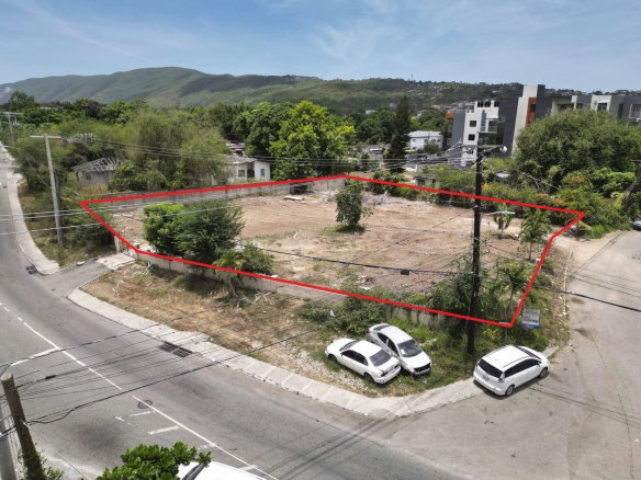 First image of 1 Whalley Close, Mona Road, in Kingston 6, St. Andrew, Jamaica - property is For Sale