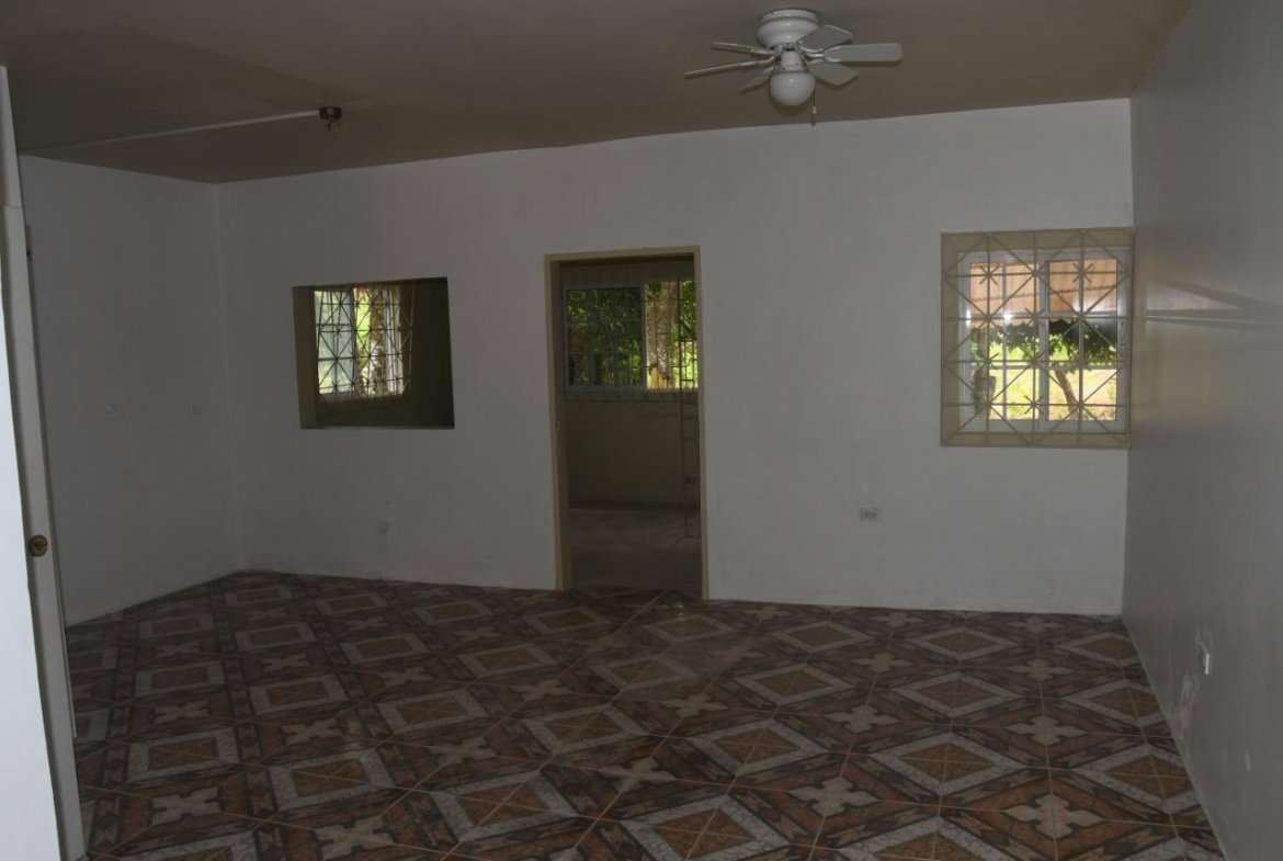 Eighteenth image of Grosmond in Santa Cruz, St. Elizabeth, Jamaica - property is For Sale