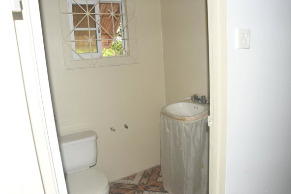 Twentieth image of Grosmond in Santa Cruz, St. Elizabeth, Jamaica - property is For Sale