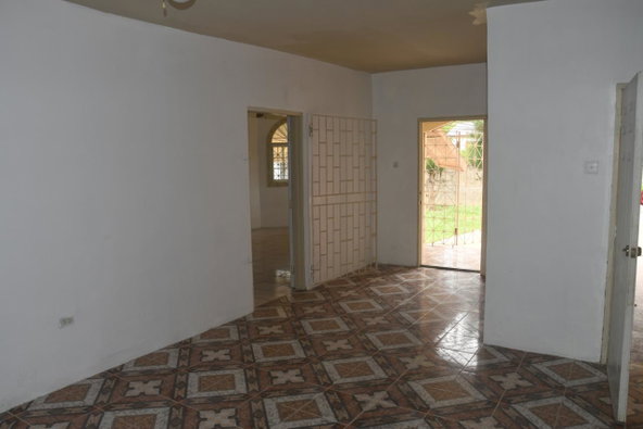 Twenty-First image of Grosmond in Santa Cruz, St. Elizabeth, Jamaica - property is For Sale