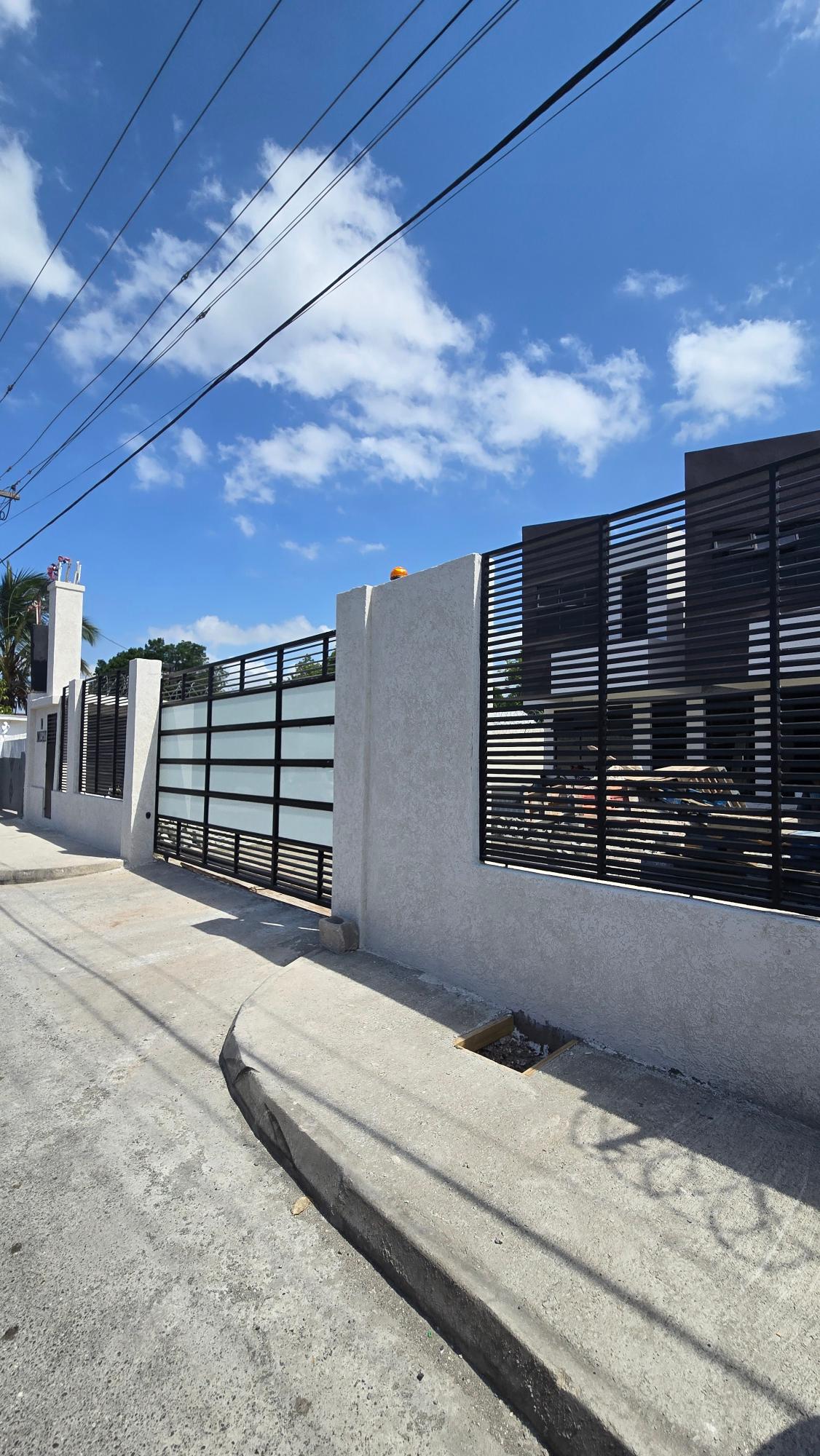 Seventh image of 3-5 North Avenue in Kingston 5, St. Andrew, Jamaica - property is For Rent