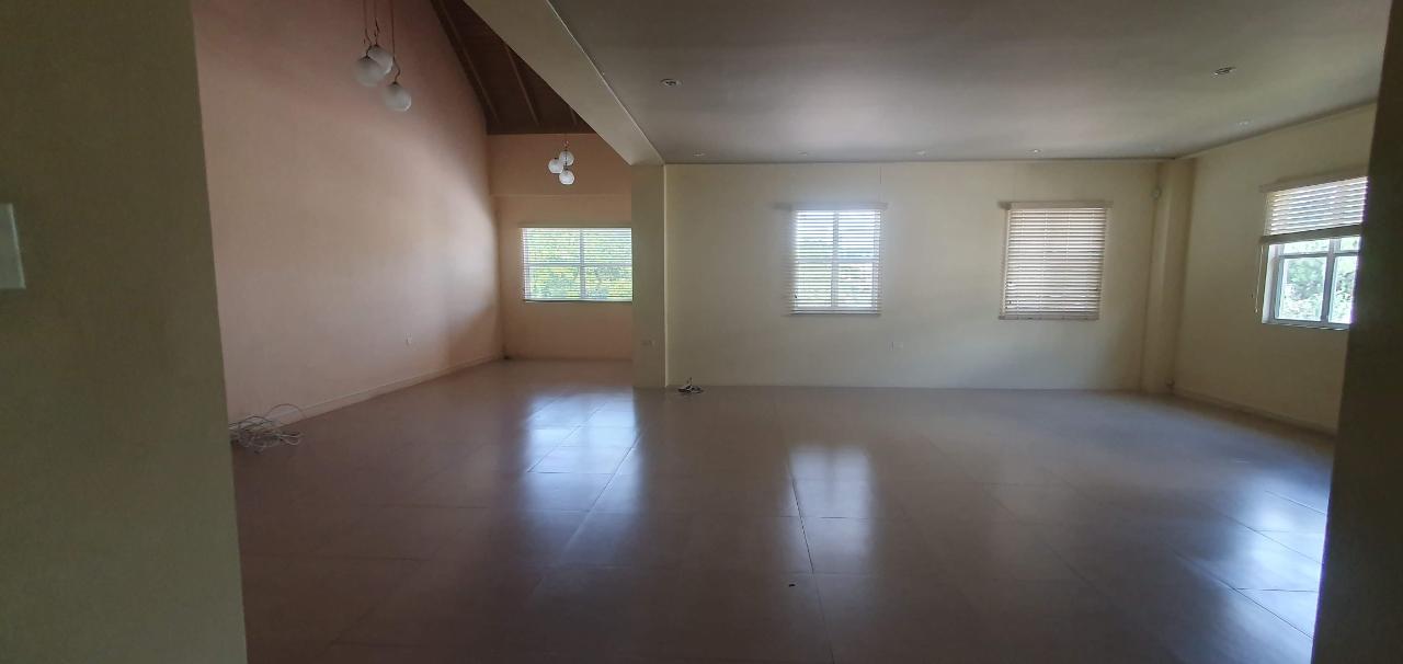 Prime-Office-Space-for-Rent-in-Kingston-6-904-sqft Third image of 7-53 Lady Musgrave Road in Kingston 6, St. Andrew, Jamaica - property is For Rent