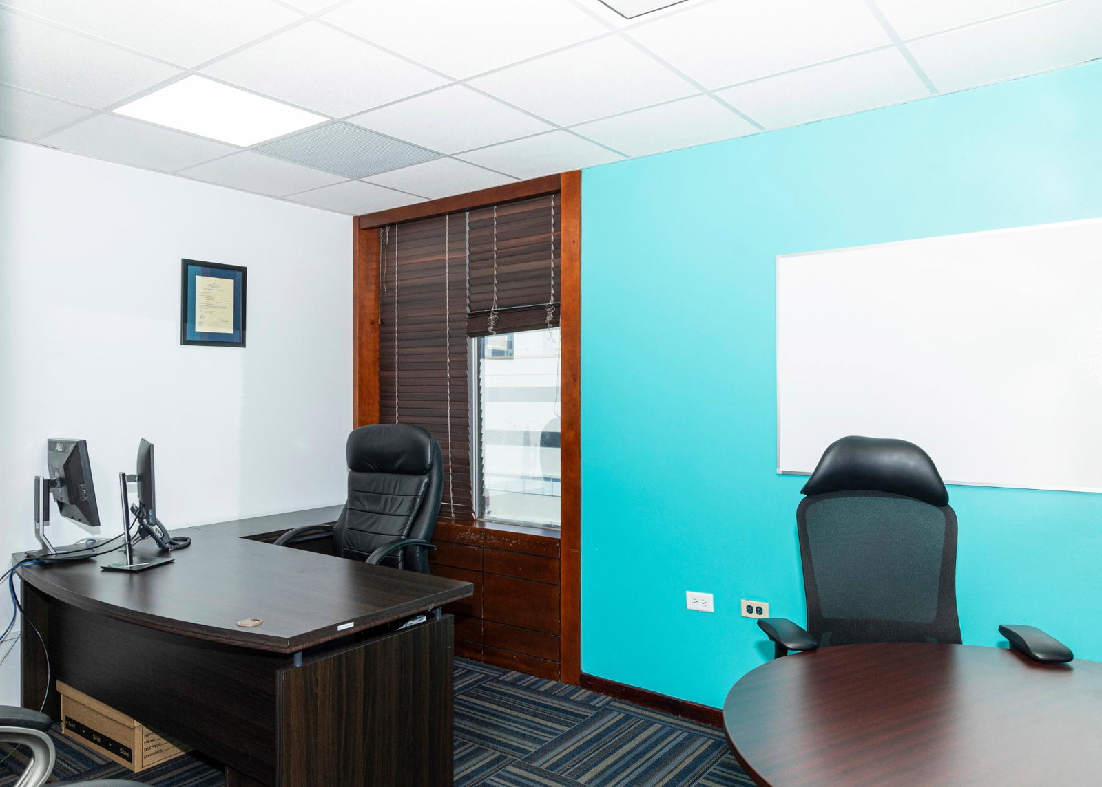 Third image of 60 Knutsford Boulevard in KINGSTON, Kingston, Jamaica - property is For Rent