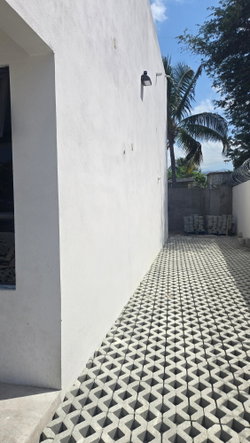 Sixth image of 4-5 North Avenue in Kingston 5, St. Andrew, Jamaica - property is For Rent