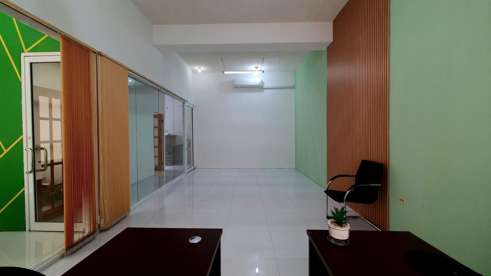 Second image of 9-49 1/2 Upper Waterloo Road in Kingston 8, St. Andrew, Jamaica - property is For Rent