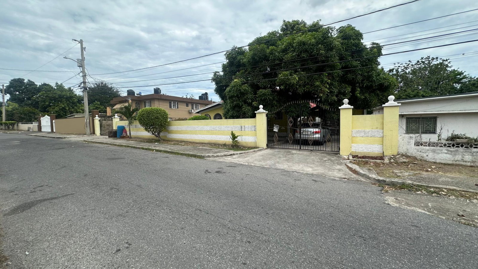 Sixth image of 5 Three Views Avenue, Red h in Kingston 20, St. Andrew, Jamaica - property is For Sale