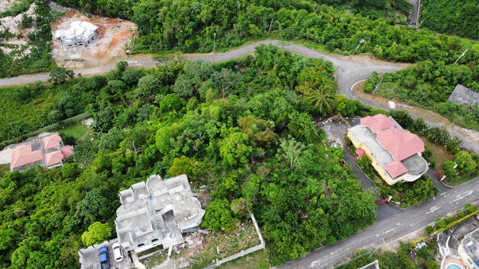 Sixth image of 347 Horatio Crescent in Kingston 19, St. Andrew, Jamaica - property is For Sale