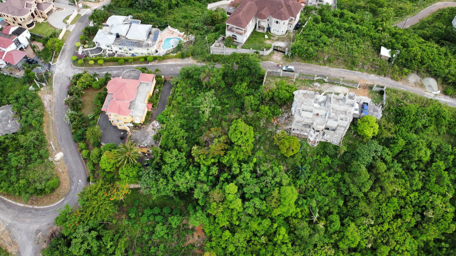 Seventh image of 347 Horatio Crescent in Kingston 19, St. Andrew, Jamaica - property is For Sale