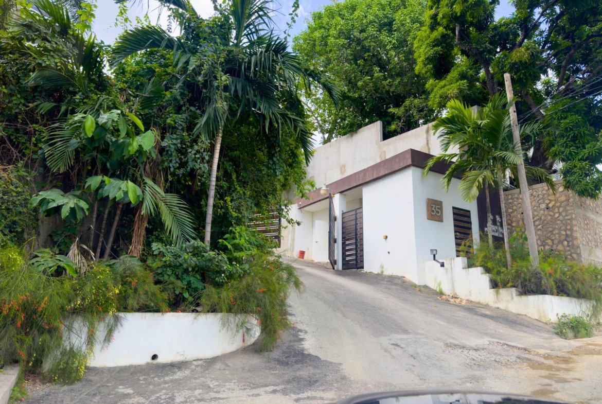 Seventeenth image of 35 Millsborough Avenue in Kingston 6, St. Andrew, Jamaica - property is For Sale