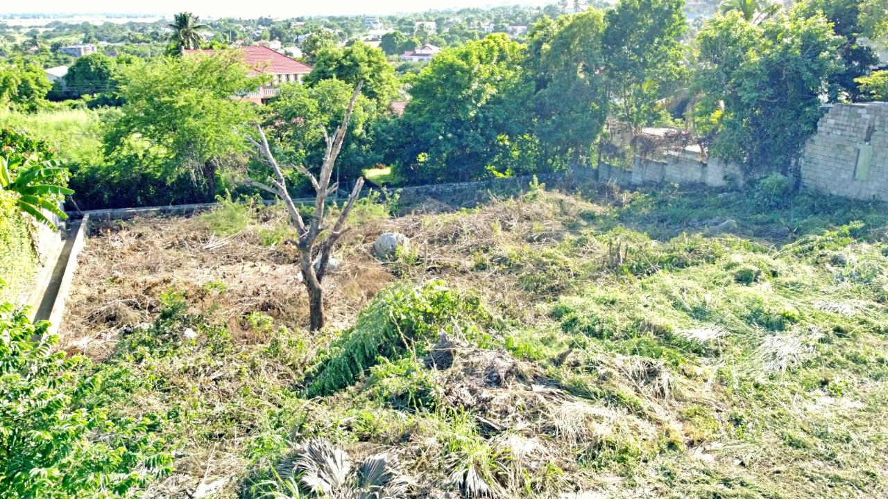 Third image of 173 st James Close in Green Acres, St. Catherine, Jamaica - property is For Sale