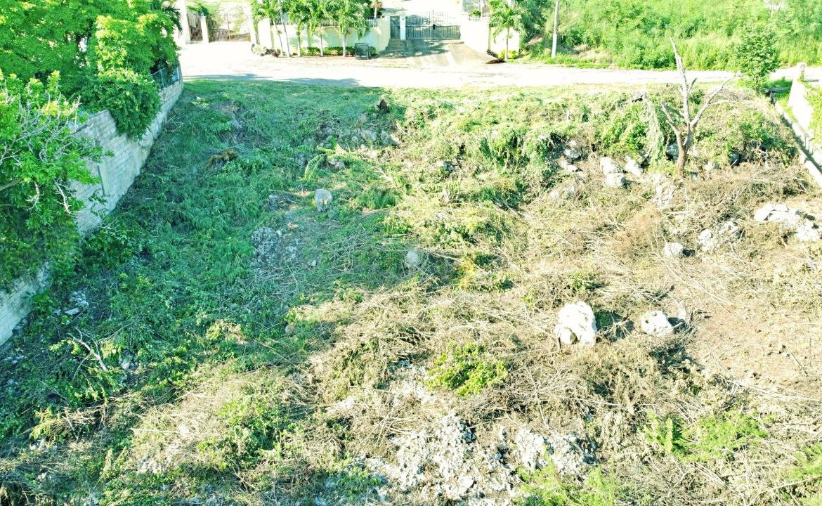 Fifth image of 173 st James Close in Green Acres, St. Catherine, Jamaica - property is For Sale