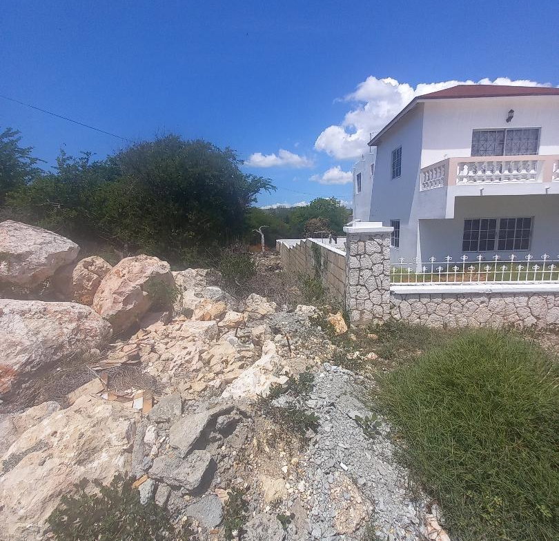Fourth image of 160 Pine Ave. Hellshire in Portmore Mall, St. Catherine, Jamaica - property is For Sale