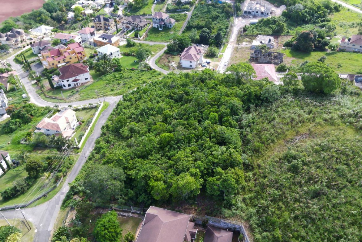 Fifth image of Badminton pl in Mandeville, Manchester, Jamaica - property is For Sale