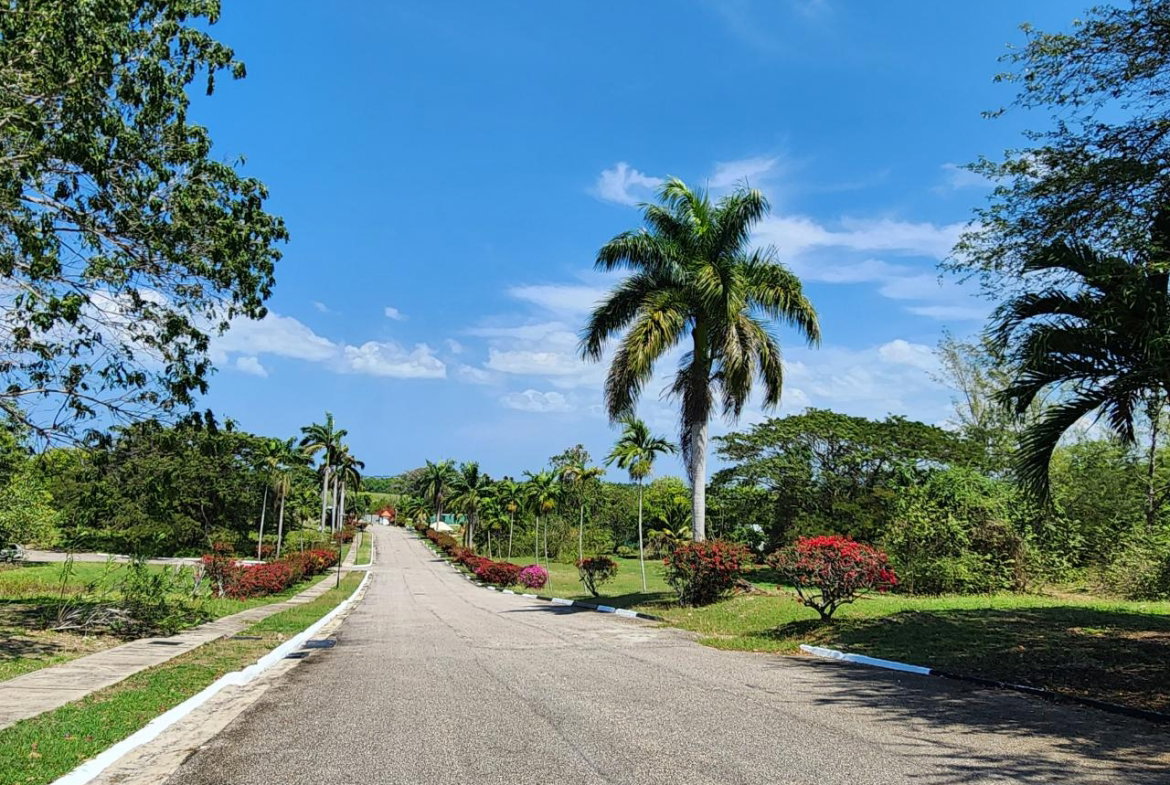Third image of 41 Negril Estates in Negril, Westmoreland, Jamaica - property is For Sale