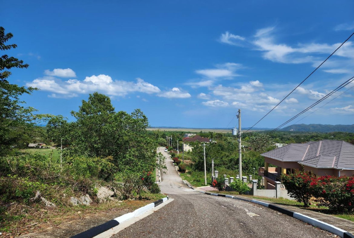 Tenth image of 41 Negril Estates in Negril, Westmoreland, Jamaica - property is For Sale