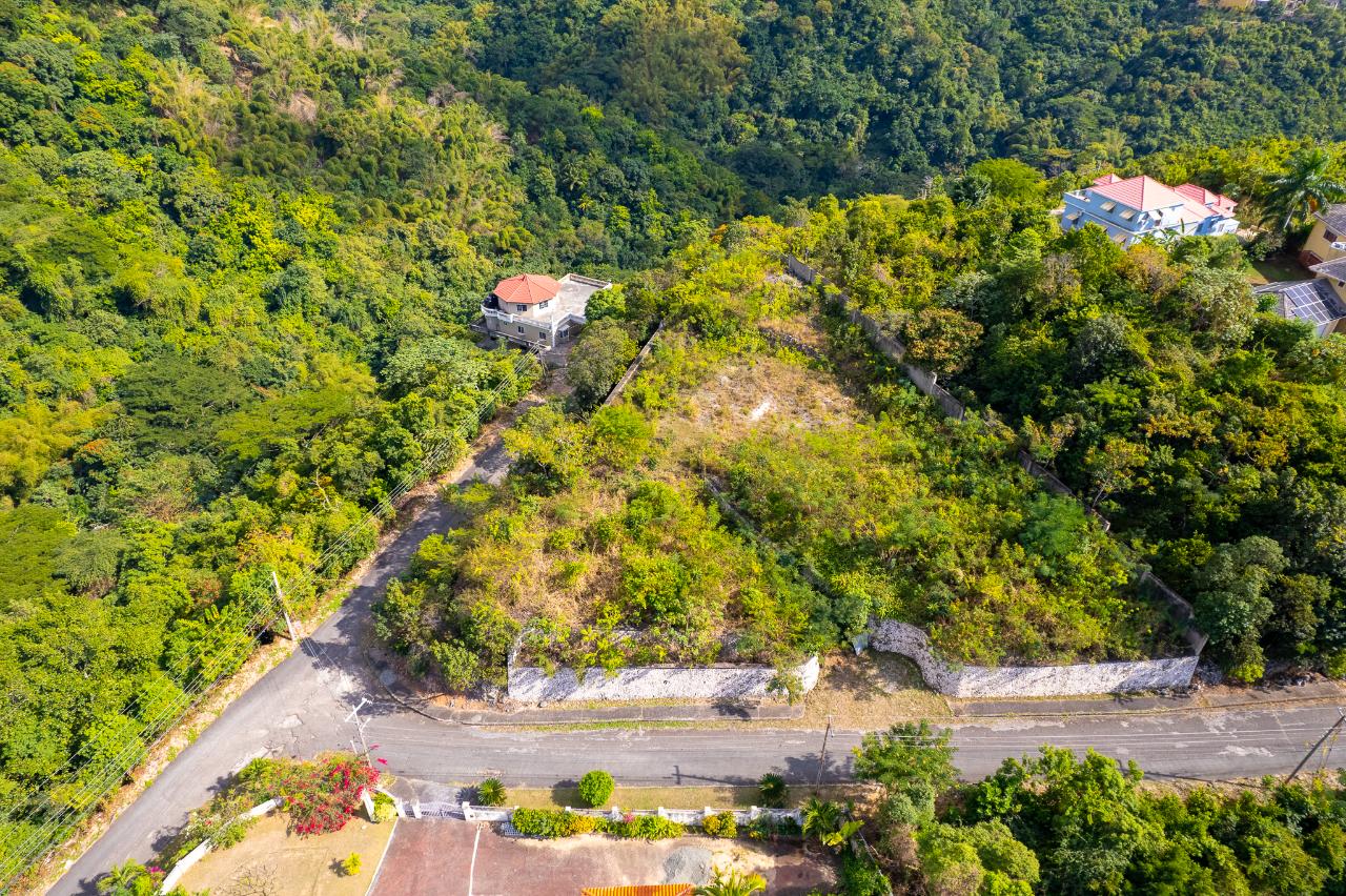 Nineteenth image of 35 Rainbow Crescent in Kingston 8, St. Andrew, Jamaica - property is For Sale