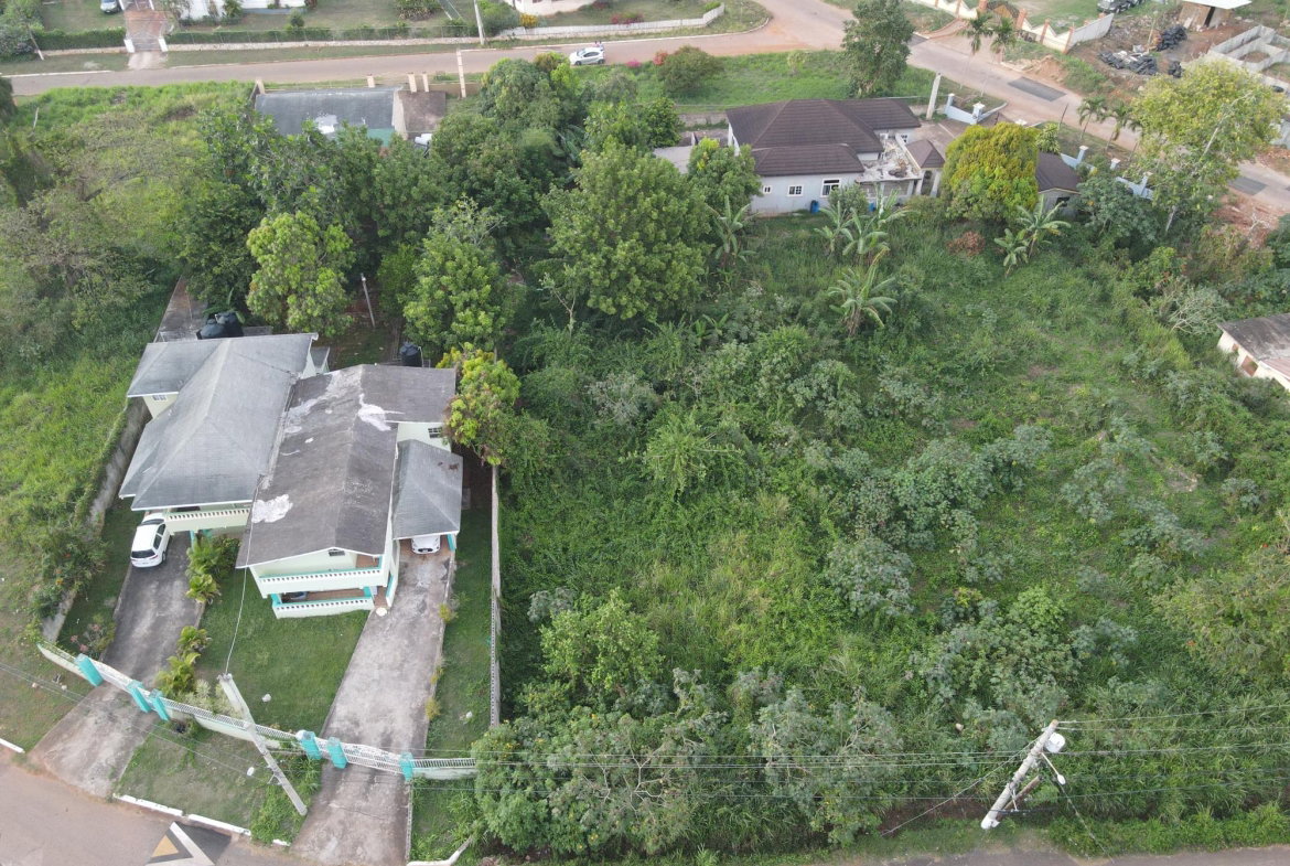 Twelfth image of 50 Bella Vista, Aris Avenue in Belvedere, St. Andrew, Jamaica - property is For Sale