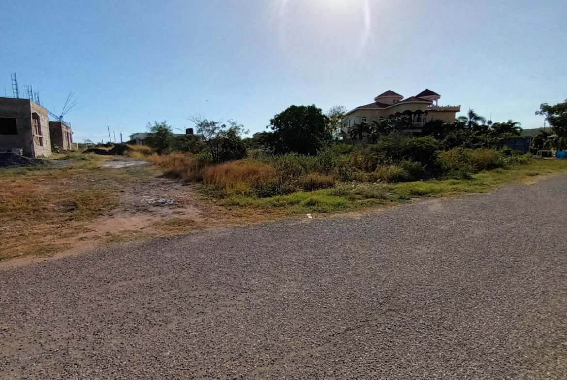 Second image of 311 Sandhills Drive in HELLSHIRE HILLS, St. Catherine, Jamaica - property is For Sale