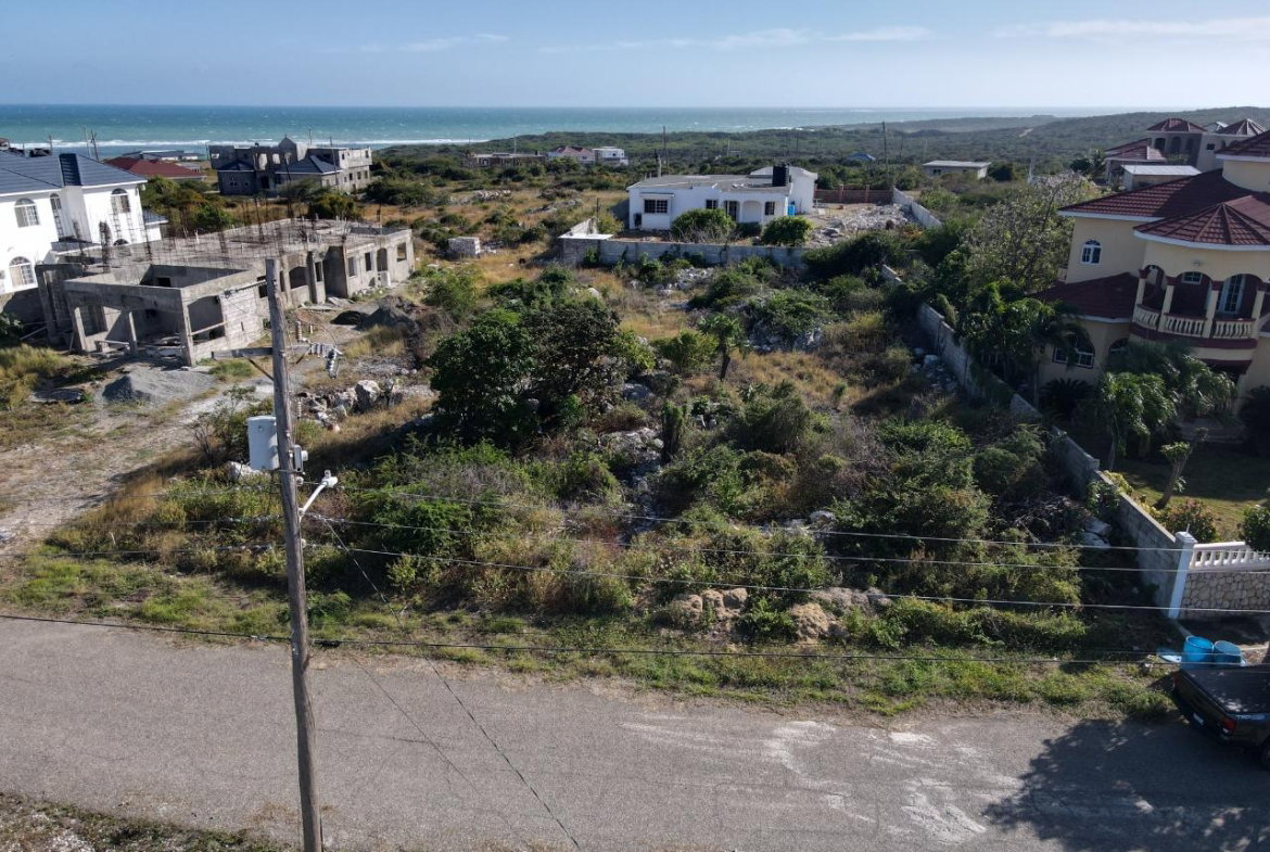 Eleventh image of 311 Sandhills Drive in HELLSHIRE HILLS, St. Catherine, Jamaica - property is For Sale