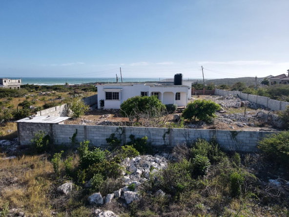 Twelfth image of 311 Sandhills Drive in HELLSHIRE HILLS, St. Catherine, Jamaica - property is For Sale