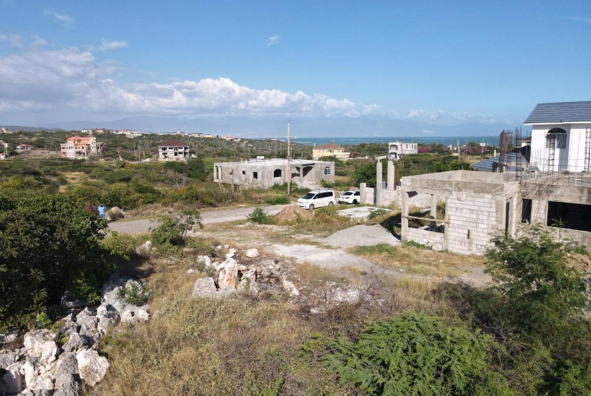Fourteenth image of 311 Sandhills Drive in HELLSHIRE HILLS, St. Catherine, Jamaica - property is For Sale
