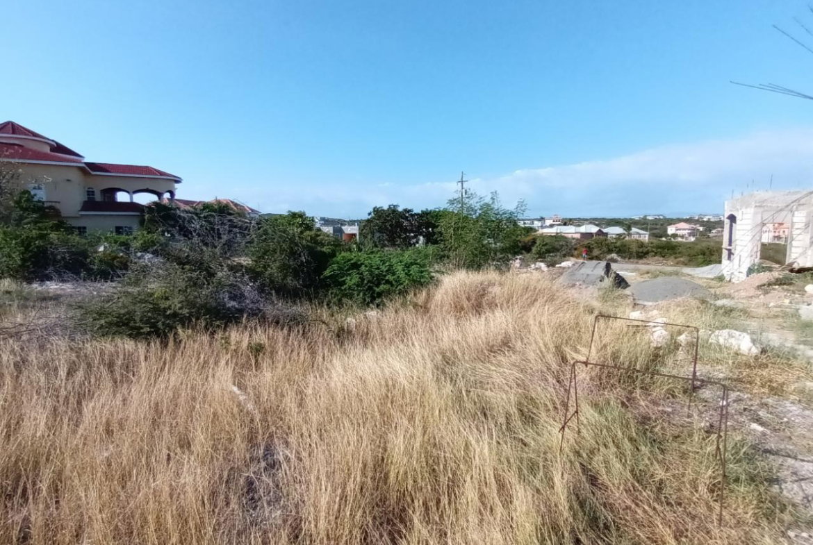 Seventh image of 311 Sandhills Drive in HELLSHIRE HILLS, St. Catherine, Jamaica - property is For Sale