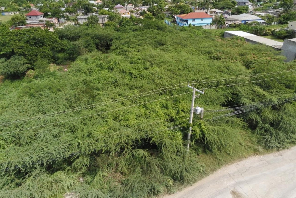 Sixth image of 26 & 27 Muirhead Road in May Pen, Clarendon, Jamaica - property is For Sale