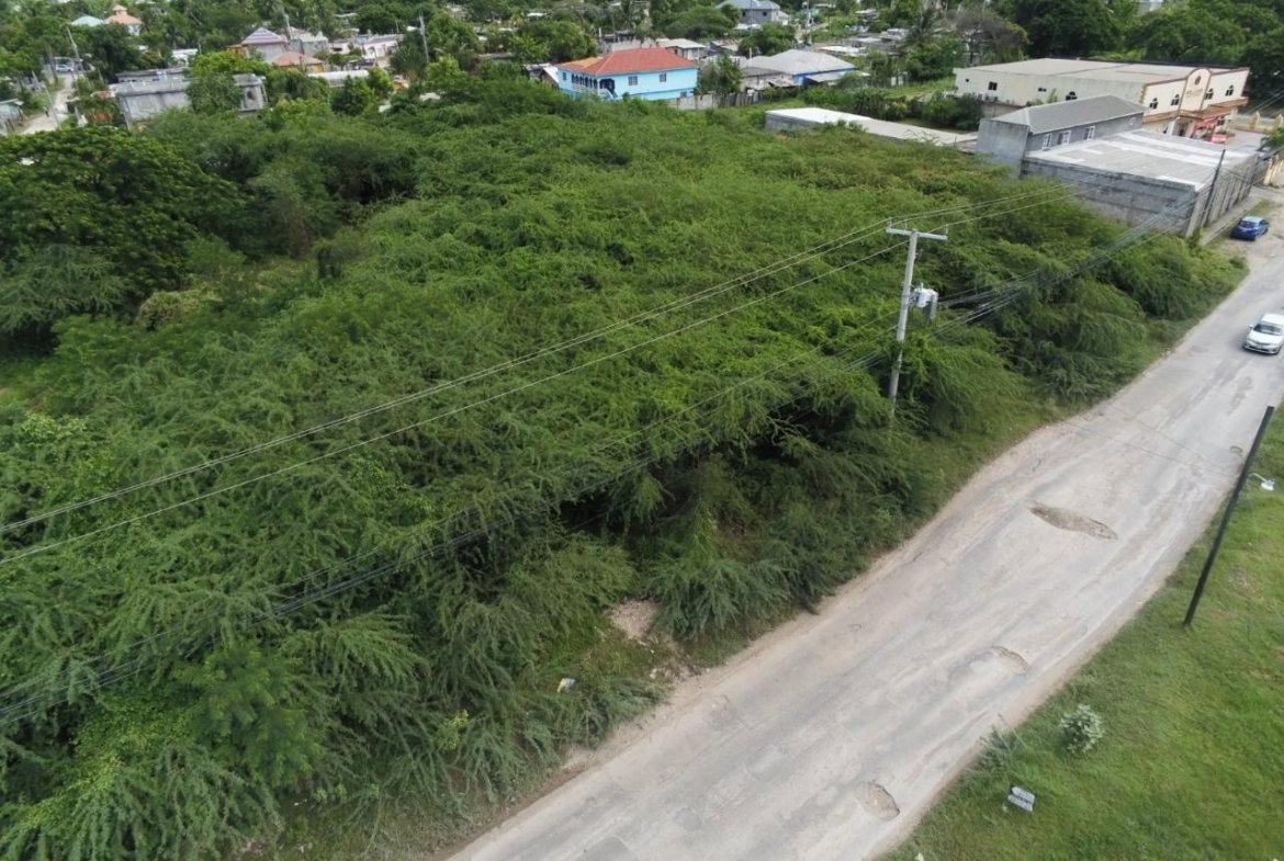 Eighth image of 26 & 27 Muirhead Road in May Pen, Clarendon, Jamaica - property is For Sale