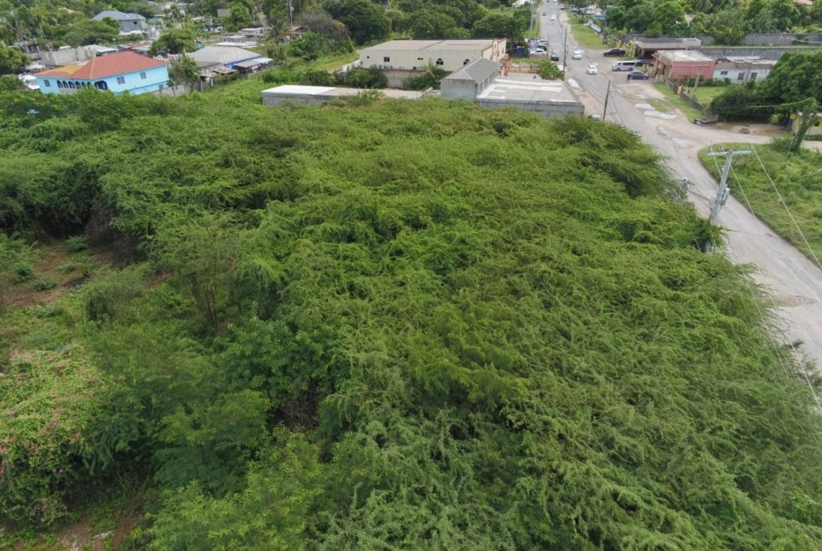 Ninth image of 26 & 27 Muirhead Road in May Pen, Clarendon, Jamaica - property is For Sale