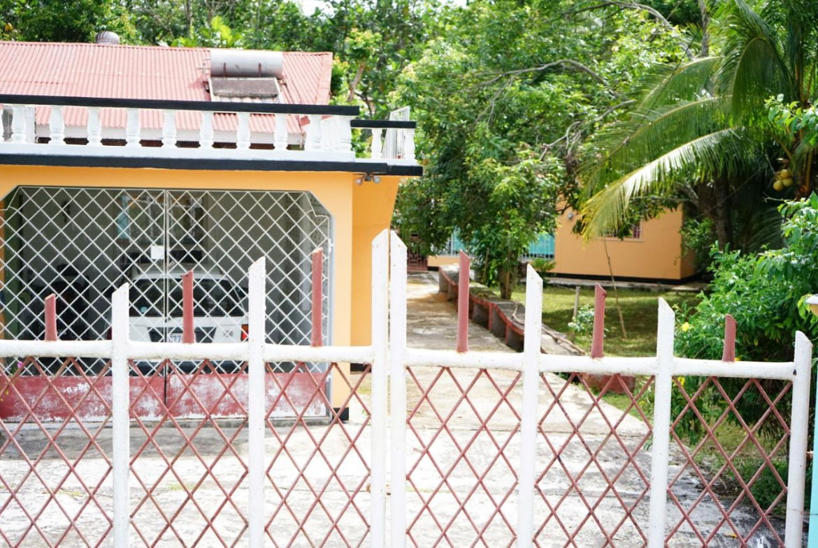 Third image of 30 Trevmar Park, Santa Cruz in Santa Cruz, St. Elizabeth, Jamaica - property is For Sale