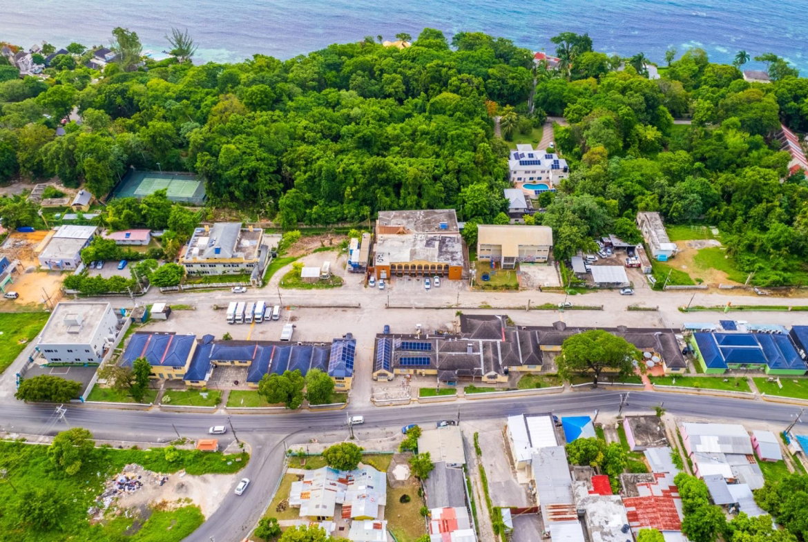 Fifth image of B7- Main Street Ochi Rios in Ocho Rios, St. Ann, Jamaica - property is For Rent