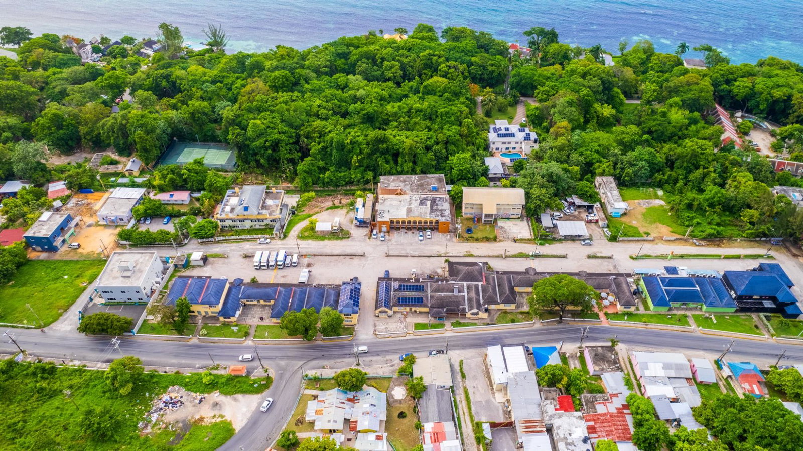 Fifth image of B7- Main Street Ochi Rios in Ocho Rios, St. Ann, Jamaica - property is For Rent