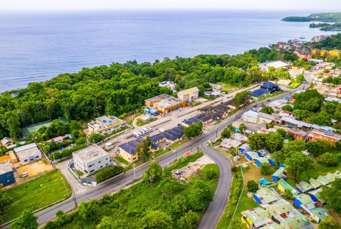 Seventh image of B7- Main Street Ochi Rios in Ocho Rios, St. Ann, Jamaica - property is For Rent