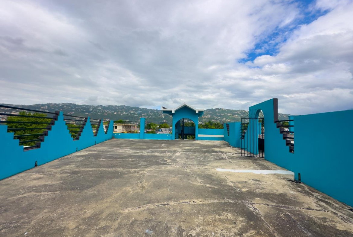 Fourth image of 18-105k Red Hills Road in Kingston 19, St. Andrew, Jamaica - property is For Rent