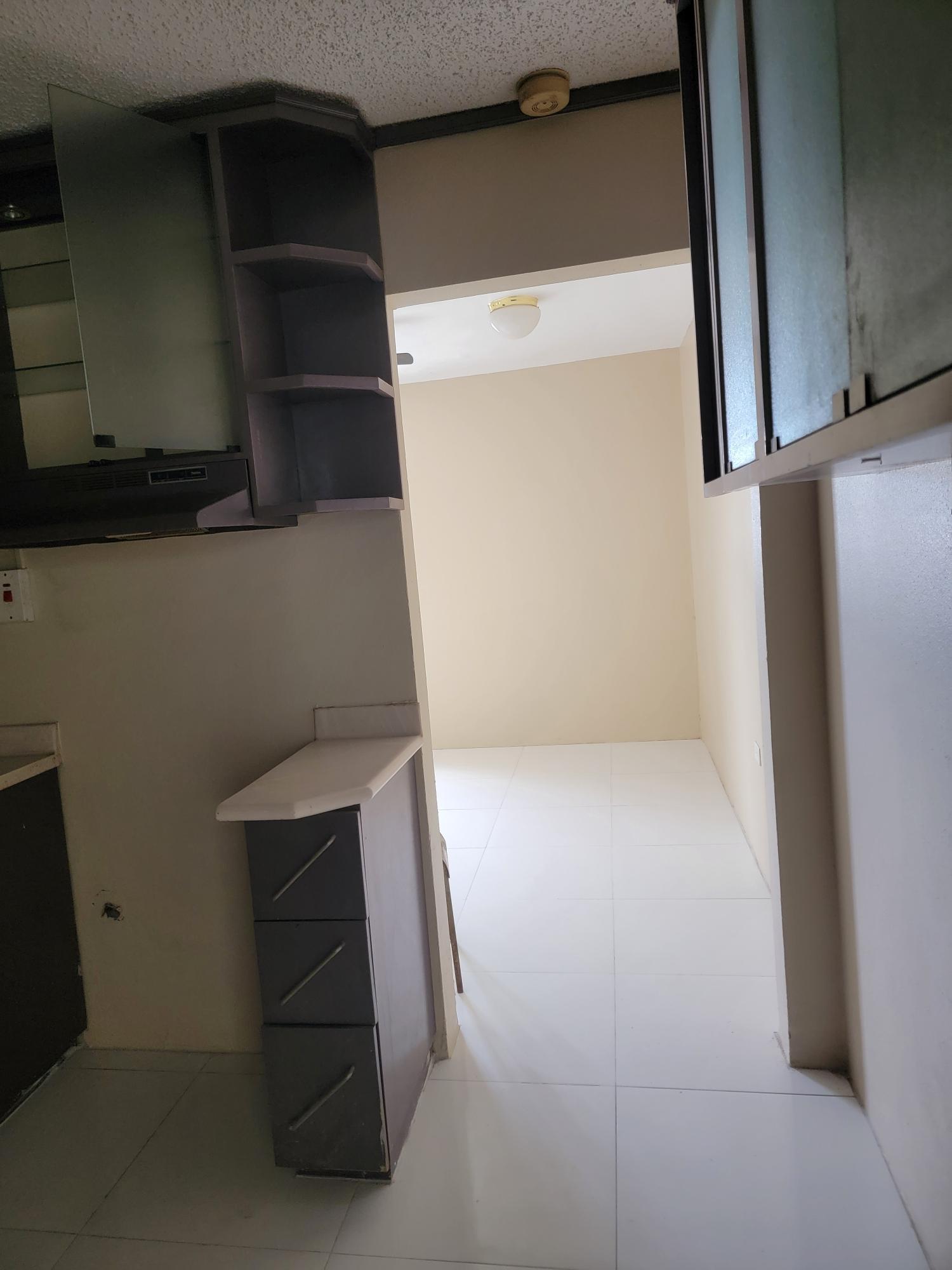 Thirteenth image of Blocke 305-114 1/2 Constant Spring Rd. in Kingston 8, St. Andrew, Jamaica - property is For Rent