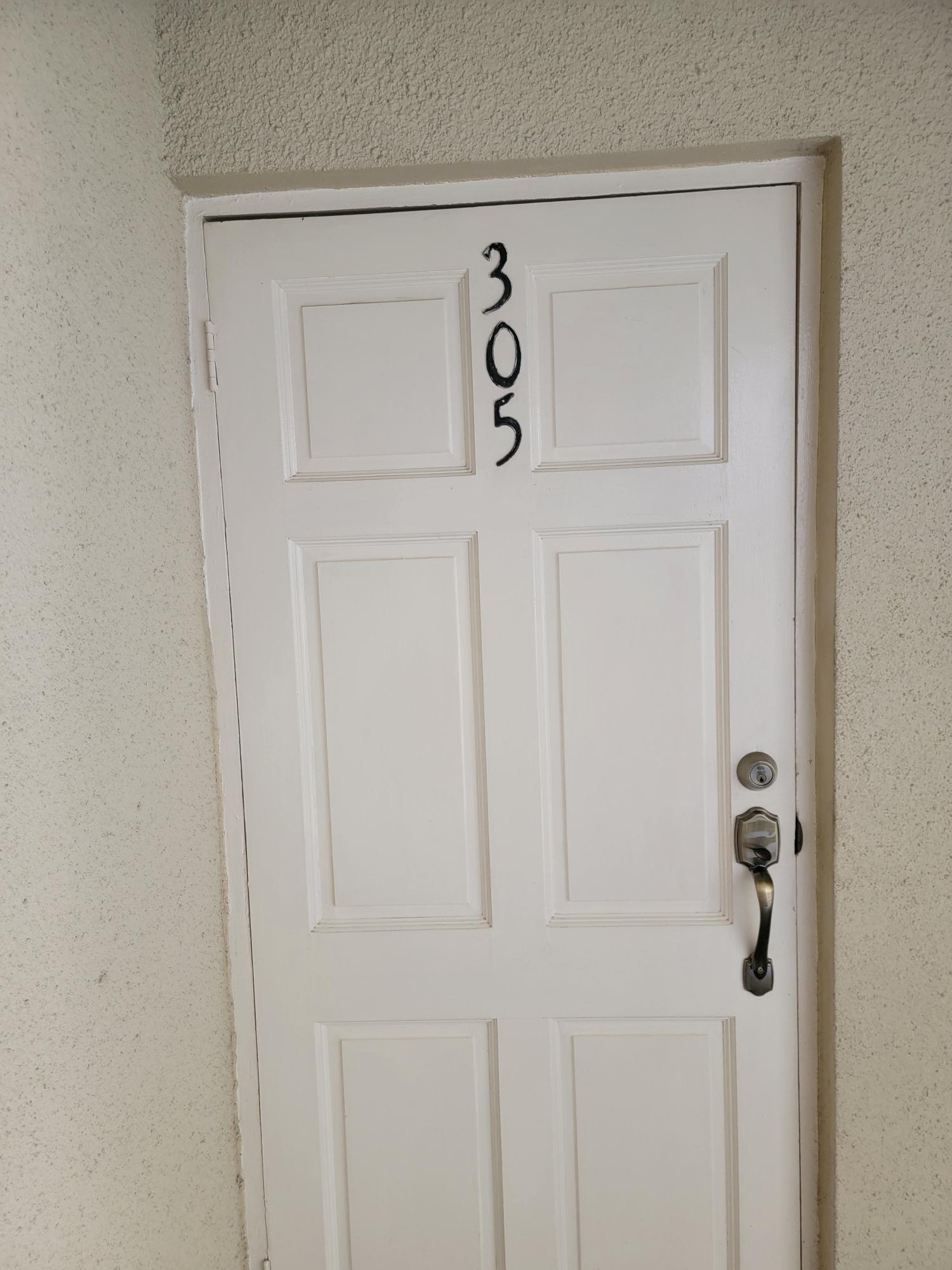 Fourteenth image of Blocke 305-114 1/2 Constant Spring Rd. in Kingston 8, St. Andrew, Jamaica - property is For Rent