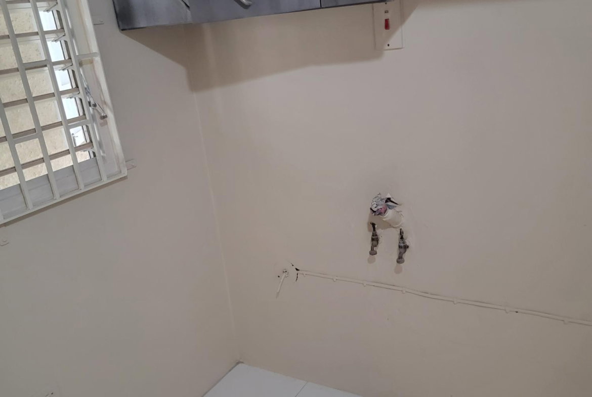 Fifteenth image of Blocke 305-114 1/2 Constant Spring Rd. in Kingston 8, St. Andrew, Jamaica - property is For Rent