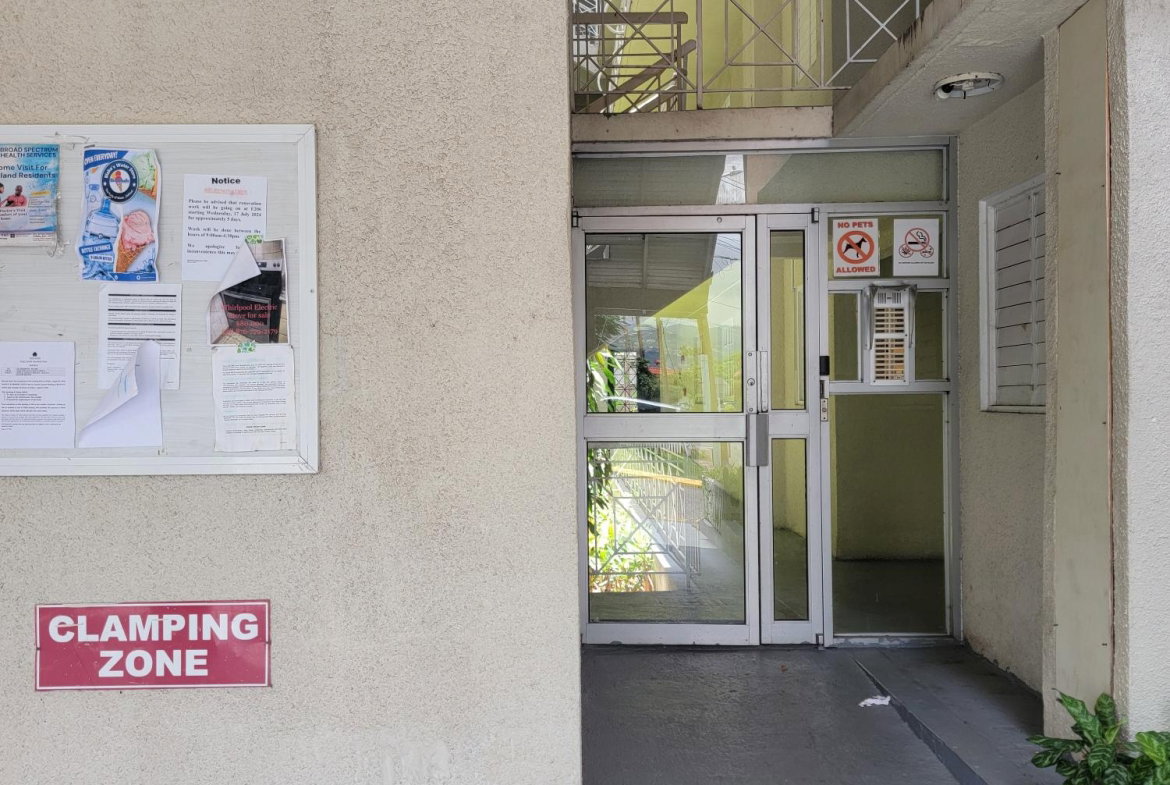 Seventh image of Blocke 305-114 1/2 Constant Spring Rd. in Kingston 8, St. Andrew, Jamaica - property is For Rent