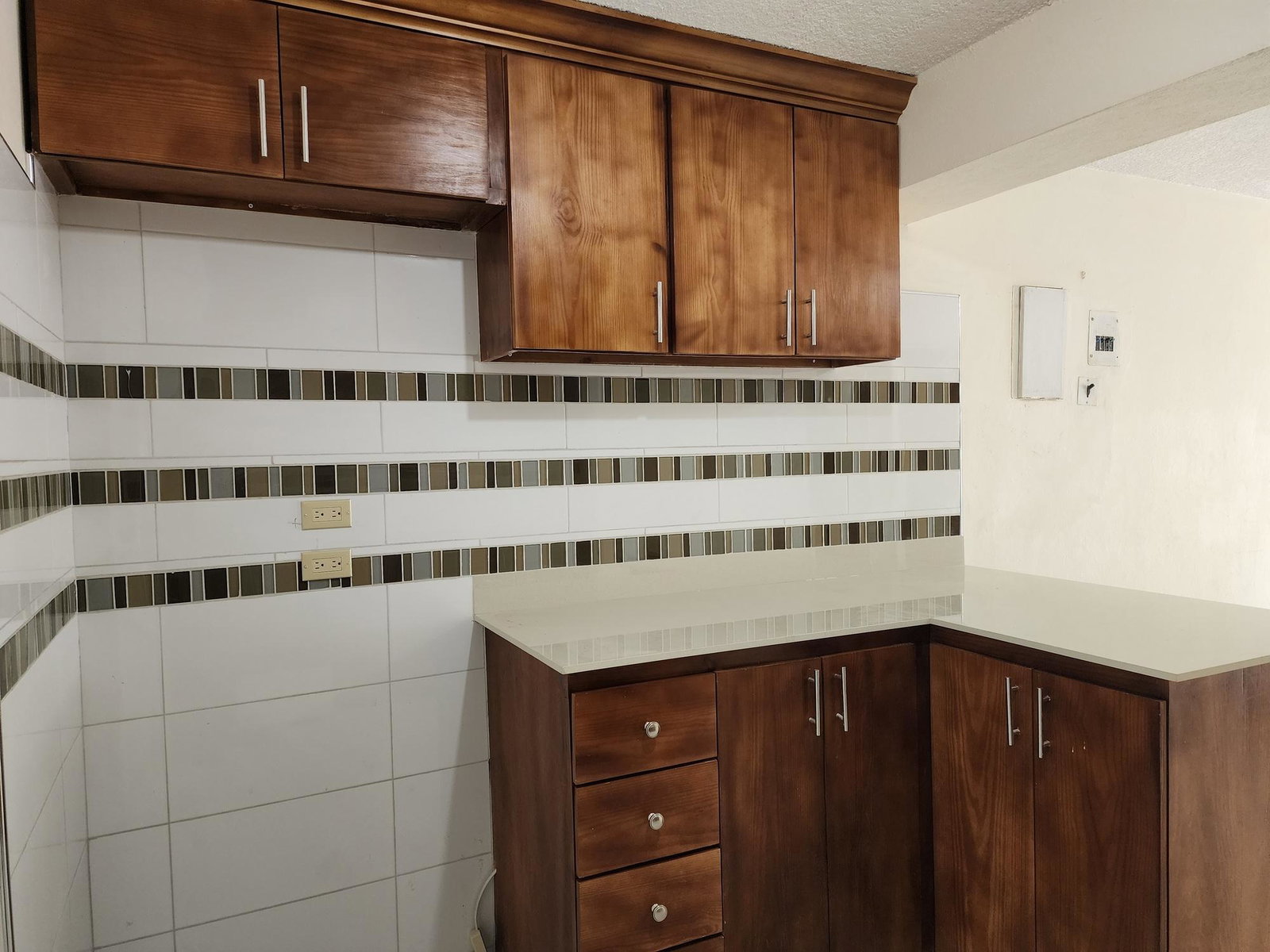 Eleventh image of 422-11 Kensington Crescent in Kingston 5, St. Andrew, Jamaica - property is For Rent