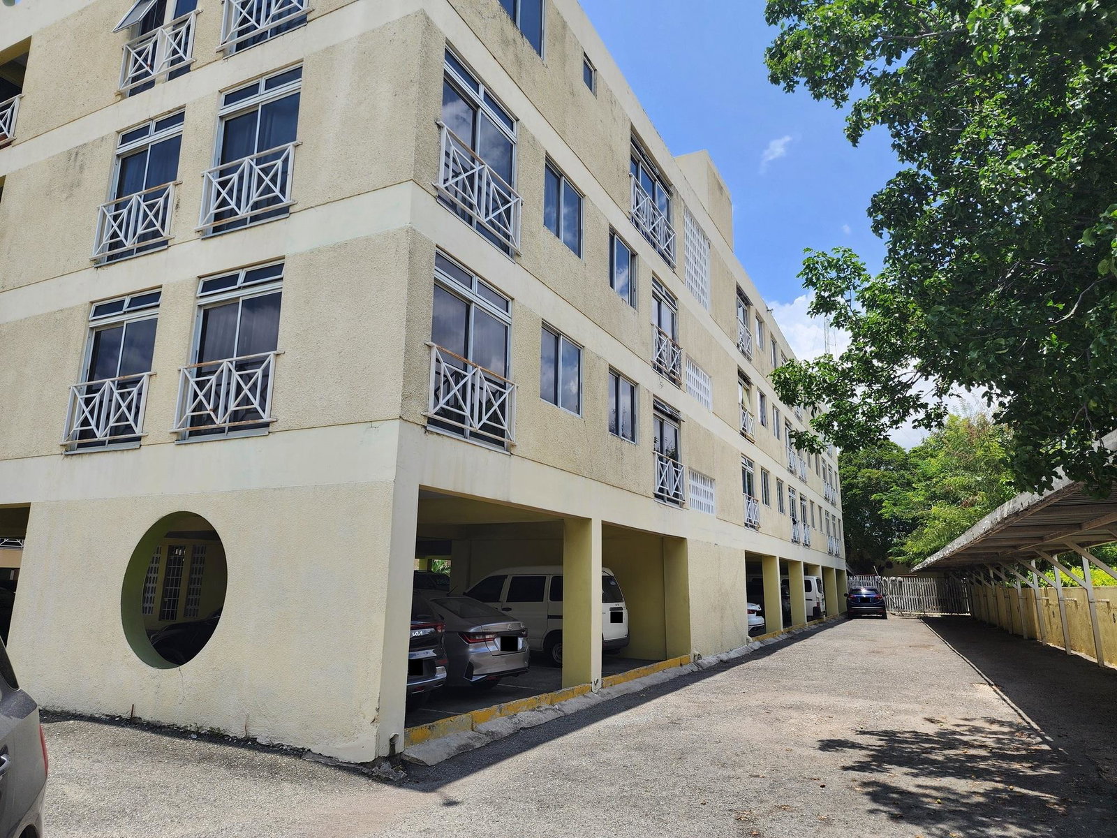 Fourth image of 422-11 Kensington Crescent in Kingston 5, St. Andrew, Jamaica - property is For Rent