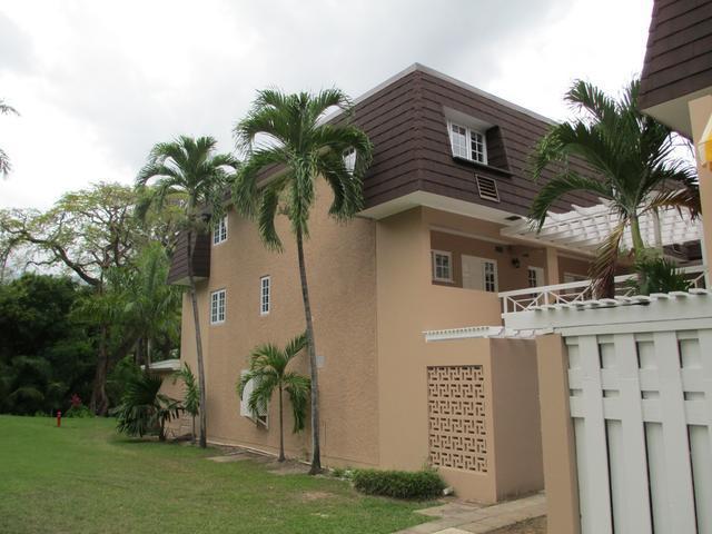Seventeenth image of Manor Park Drive in Kingston 8, St. Andrew, Jamaica - property is For Rent
