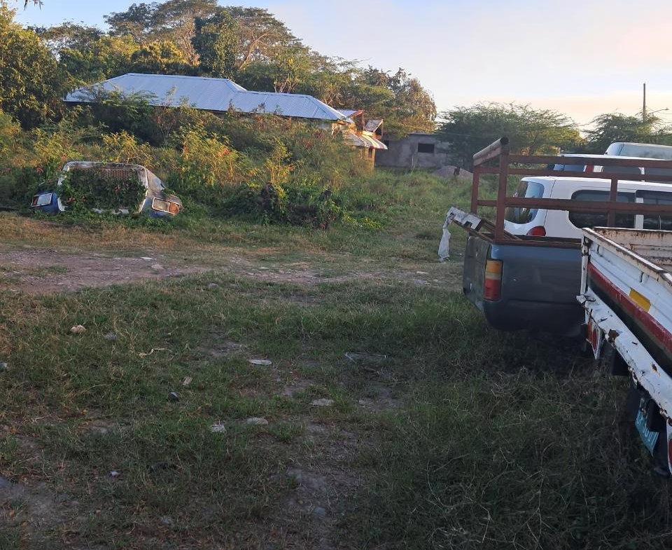 Second image of 4 pt Den, Sunrise Crescent in Denbigh, Clarendon, Jamaica - property is For Sale